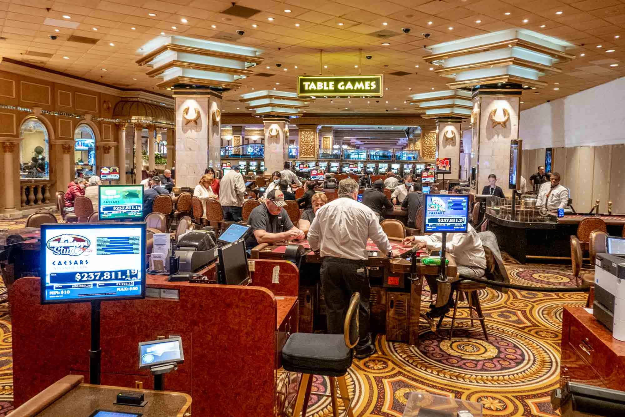 Poker Masöründe Stratejik Bahis Yaklaşımları